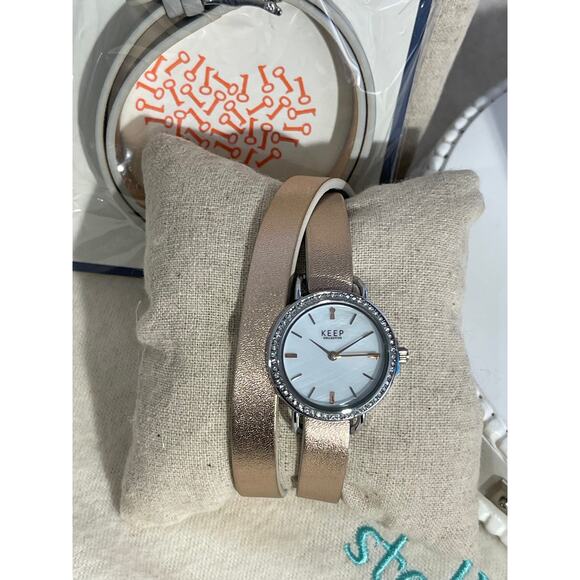 Stella & Dot Keep Collective Line Round Watch Pave Quartz Like Face & Band - Picture 3 of 5